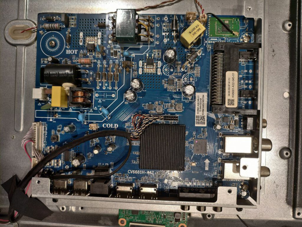 Нет изображения в телевизоре Hartens HTY-32HDR06B-S2